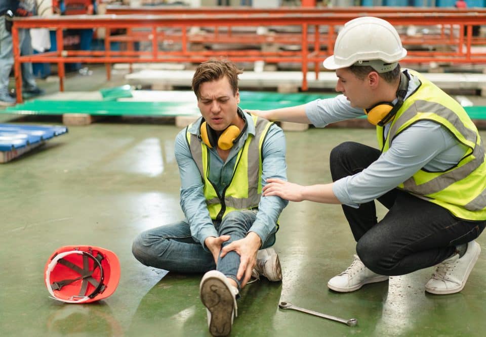 Comment prévenir les accidents au travail et protéger vos équipes