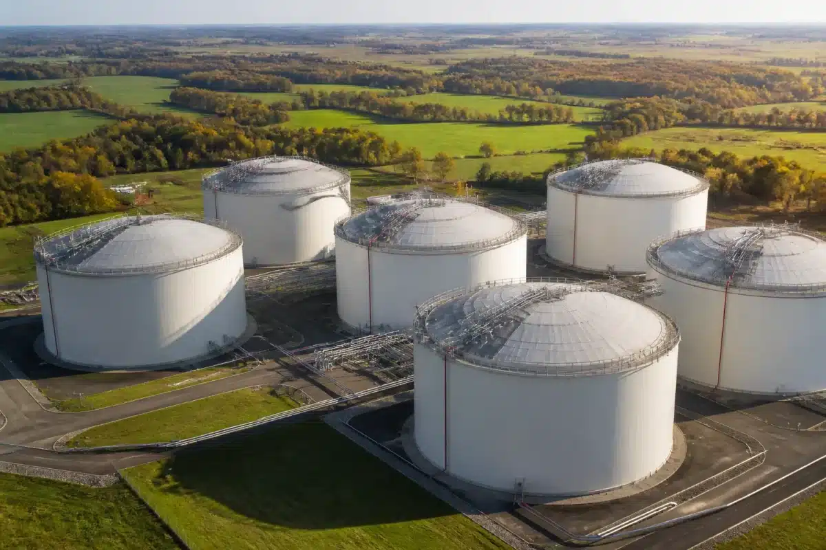 Reservoir de stockage de gaz europeen rempli a capacite hivernale